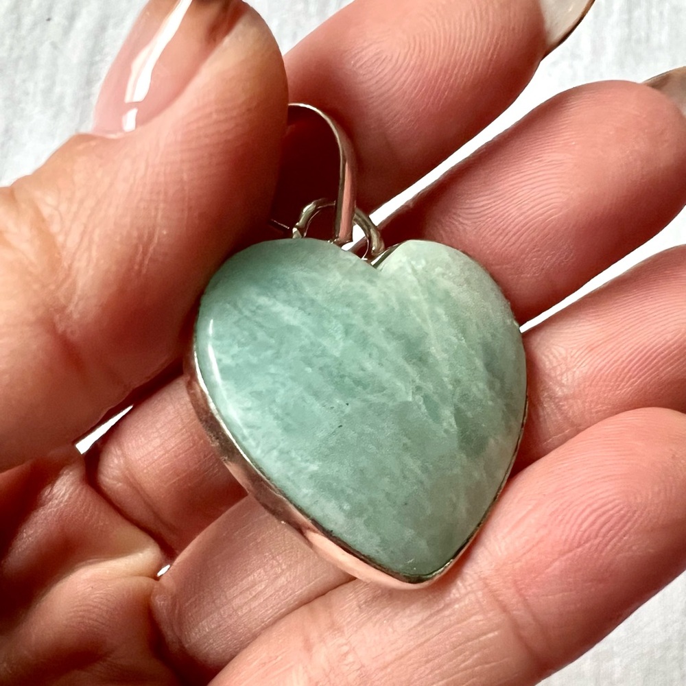 925 Peaceful HEART Amazonite Necklace Pendant - Picture 4 of 7